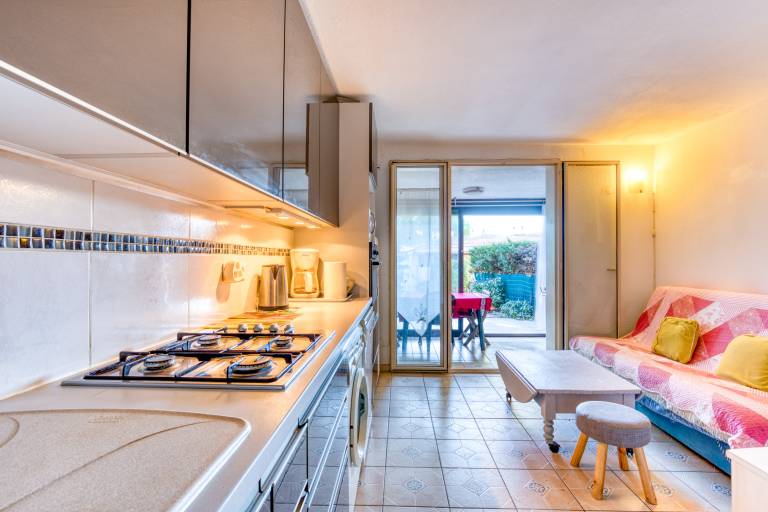 Holiday Apartment "Residence Cap Les Pins" with Shared Pool, Private Terrace & Wi-Fi — photo 3