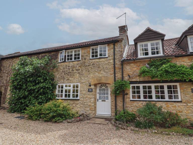 Cottage  Crewkerne