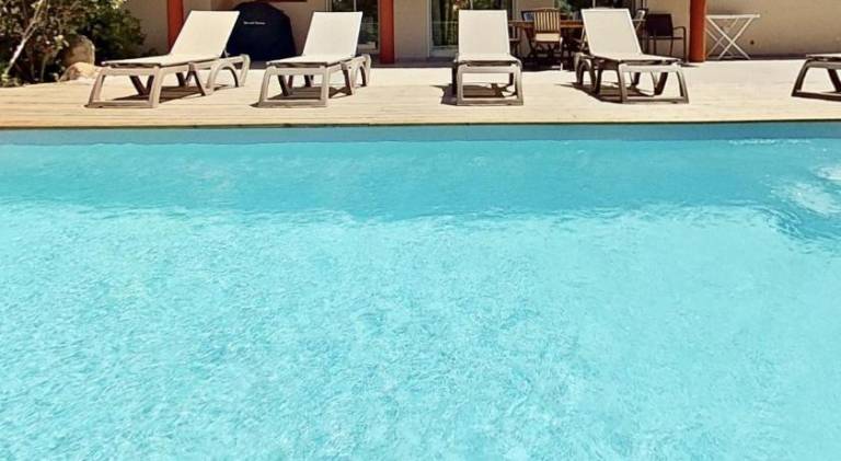 Family-friendly vacation home with barbecue, garden & terrace | Close to the beach | Dogs allowed in Sartene