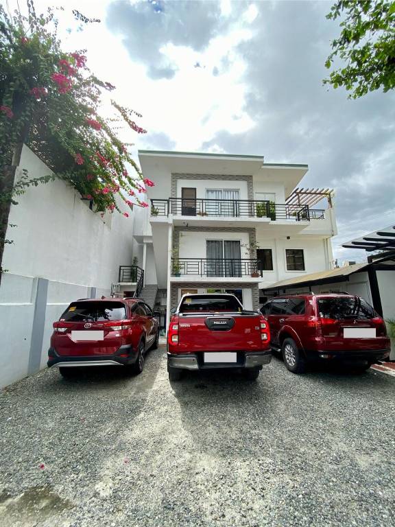The Lawrence Ville by Cagi's in Taguig