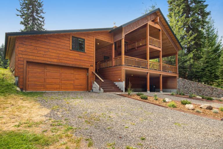 Cabin  McCall