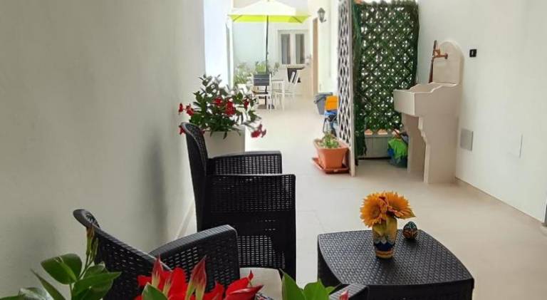 Pleasant vacation home with garden | Pet-friendly — photo 4