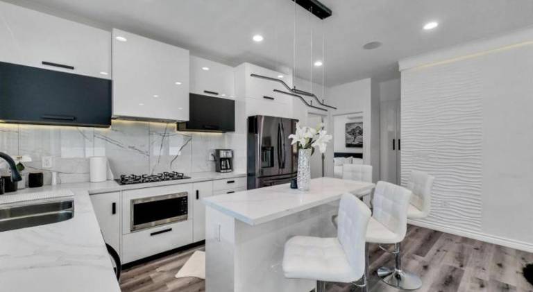 Villa with 2 rooms for 4 persons — photo 4