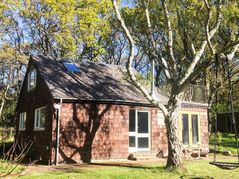 Cottage  Freshwater