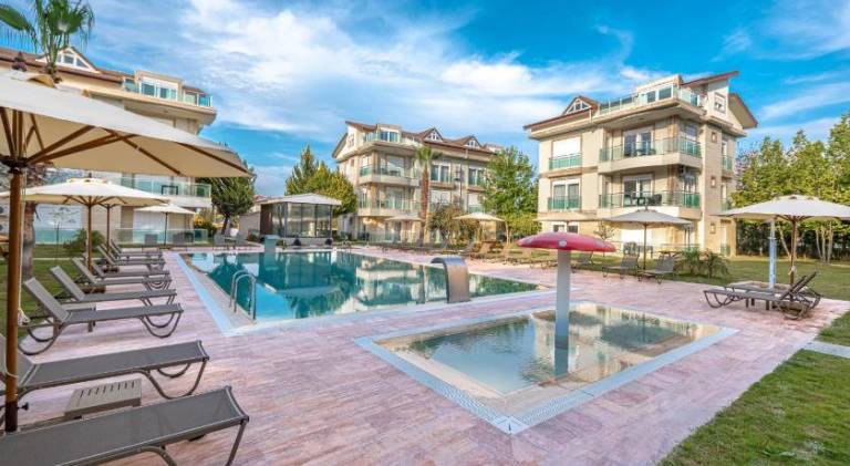 Appartement met hotelvoorzieningen Belek Mahallesi