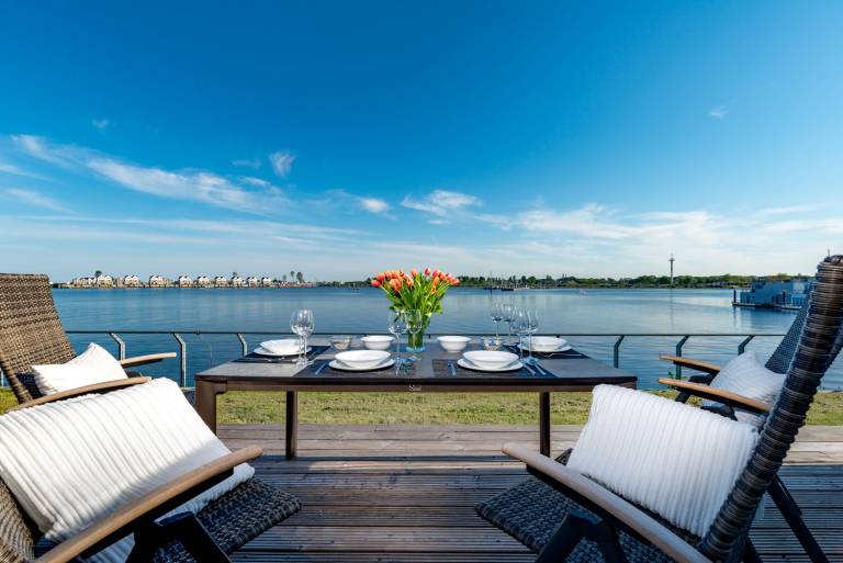 Strandnahe Ferienwohnung "Meerglück" Meerblick, Sauna, Whirlpool-Badewanne — photo 4