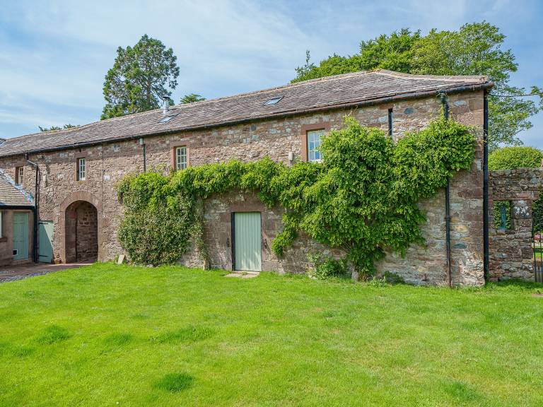 Cottage  Brampton