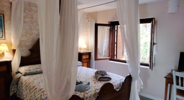 Holiday apartment with 2 rooms for 4 persons — photo 2