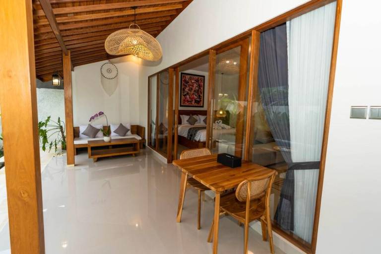 Villa with pool & yard | Suitable for remote work — photo 4