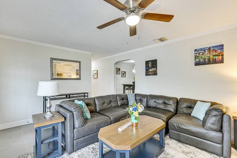 Pet-Friendly Home w/ Lanais, Near Dtwn Tampa! — photo 4