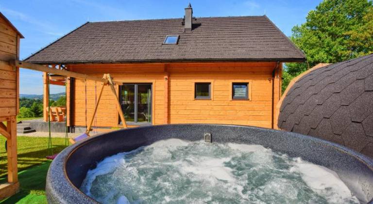 House with pool & jacuzzi — photo 5
