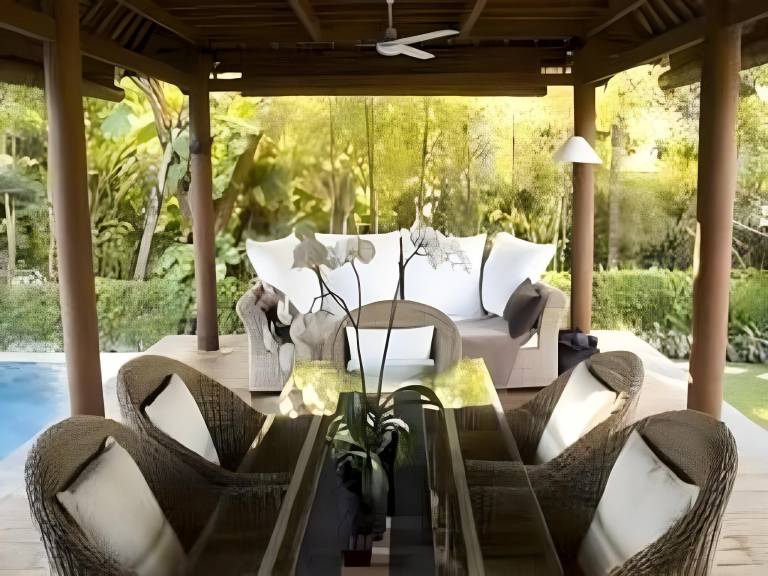 Wonderful villa with patio, pool & jacuzzi | Perfect for remote work | Dogs allowed — photo 5