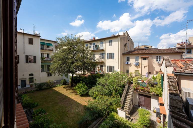 Child-friendly charming holiday apartment | Near Florence Cathedral | City view | Good for workation | Pets are welcome in Santa Maria