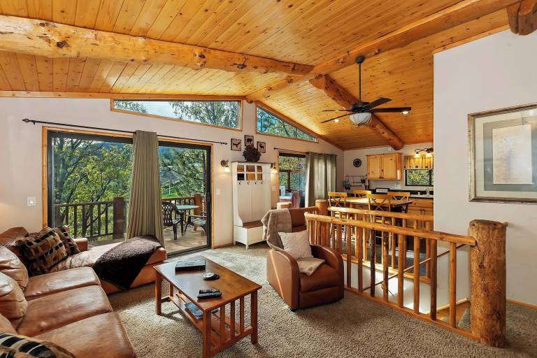 Cabin Sugarloaf