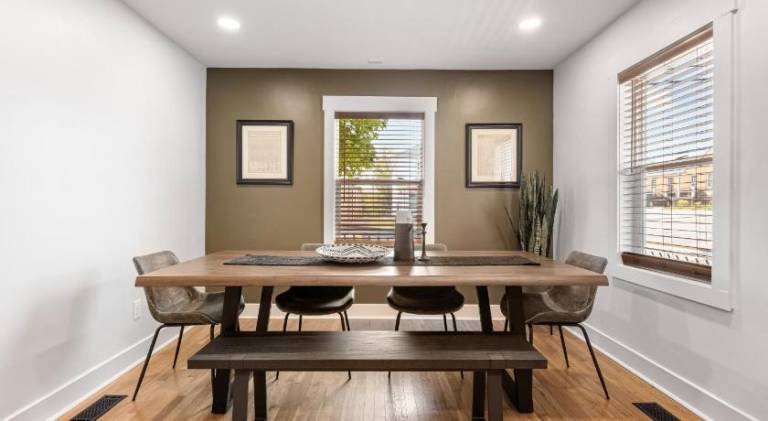 House with 2 rooms for 7 persons in Kent, IN
