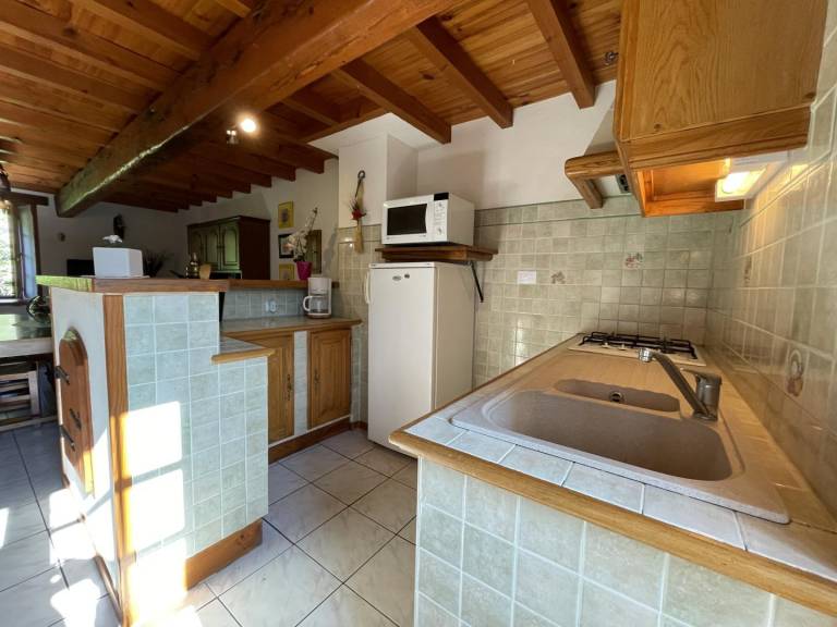 Gite with grill & yard — photo 4