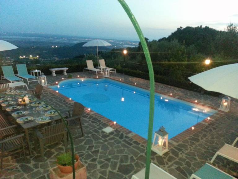 Family-friendly house with private pool & grill | Pet-friendly in Viareggio