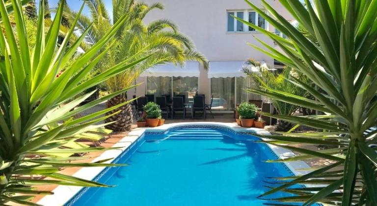 Villa Rosa Sitges in Vilafranca del Penedes