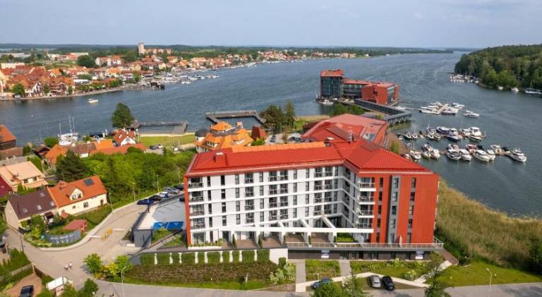 Serviced apartment with sauna, pool & patio | Pets are welcome in Mikolajki