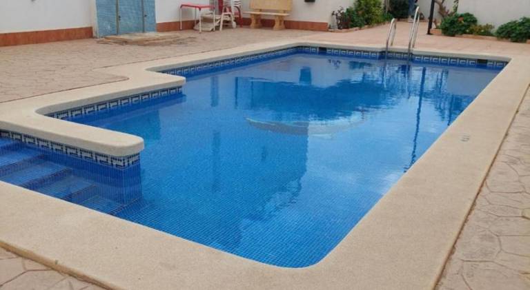 Holiday apartment with pool — photo 5