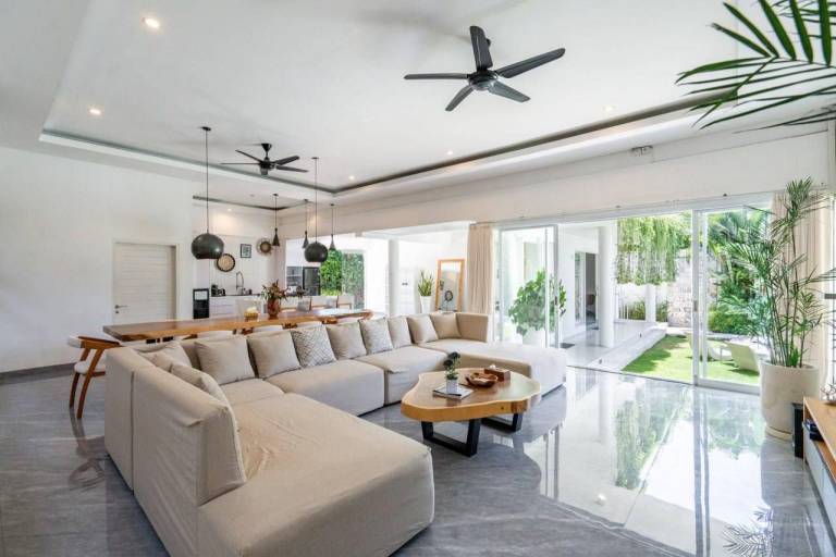 Beautiful villa with private pool, terrace & yard | Dogs allowed — photo 4