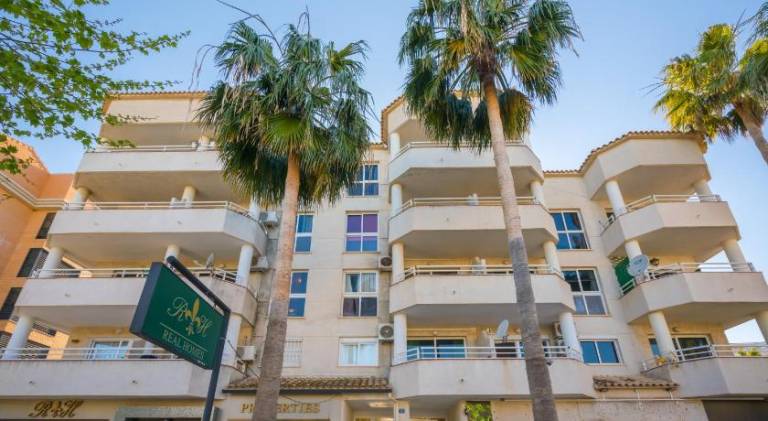 Pleasant holiday apartment with pool & patio | Close to the beach | Dogs allowed — photo 3