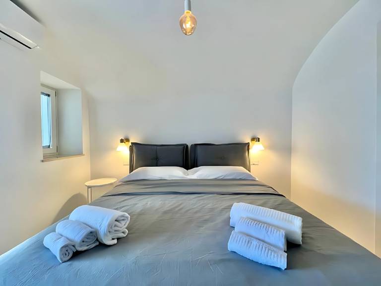 Apartment with BBQ, terrace & pool — photo 2