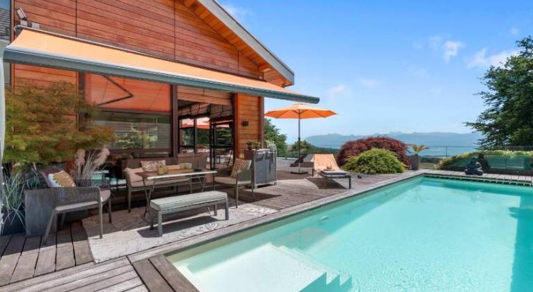 340 m² Villa