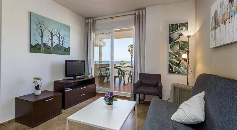 Beautiful apartment with pool | Next to the beach | Pets allowed — photo 2