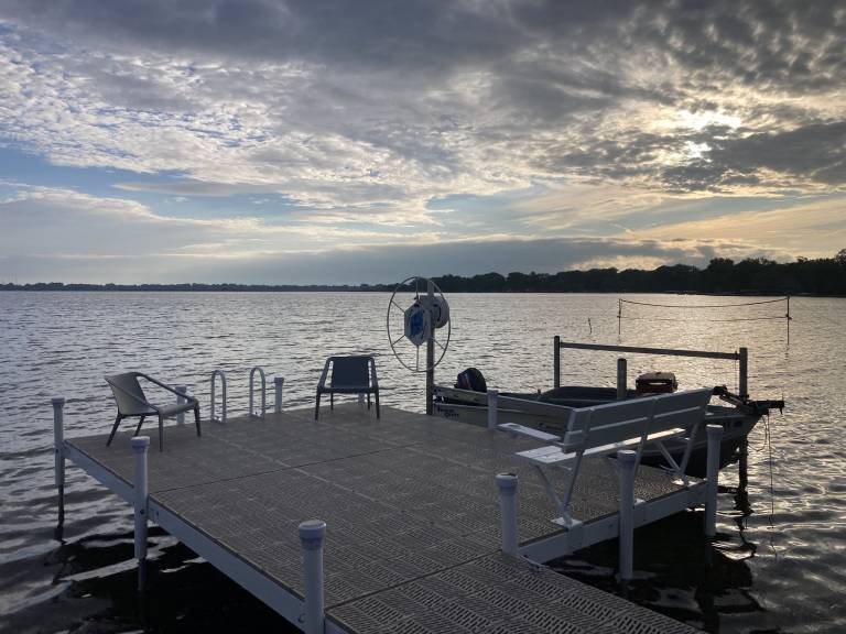 House Wind Lake