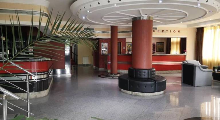 Hotel Elegance — photo 2