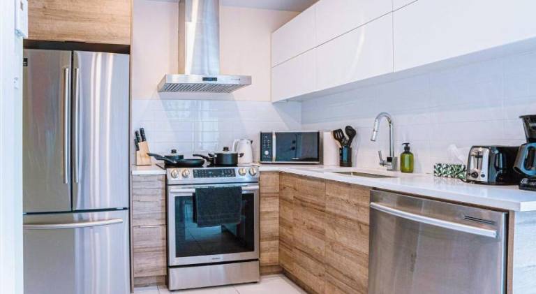 Rental apartment with 1 room for 3 persons in Montréal, QC