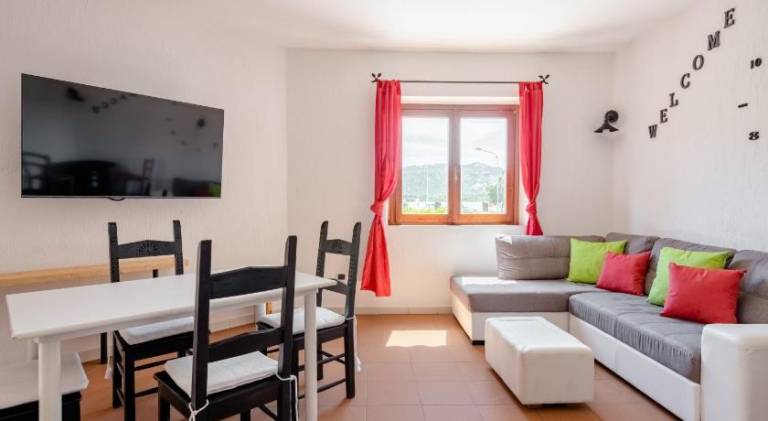 Apartment with 2 rooms for 5 persons in Arzachena