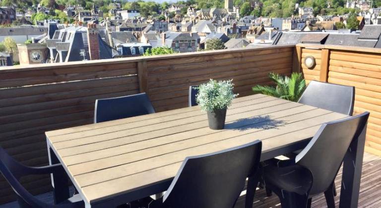 La terrasse Louvard - lesparisnormands in Villers-sur-Mer