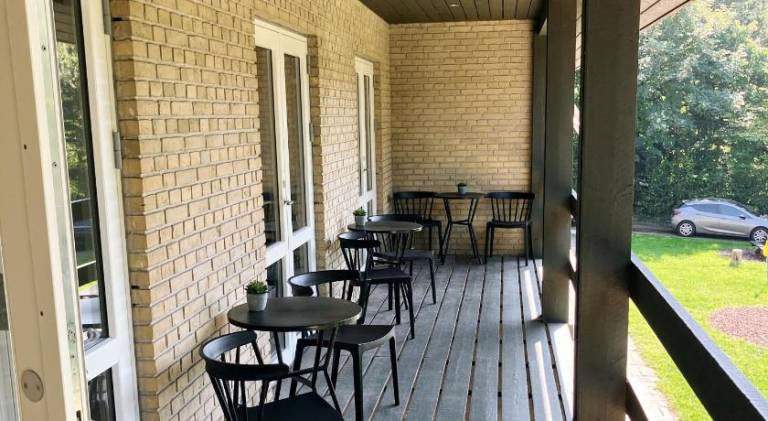 Apartment with garden, grill & patio — photo 3