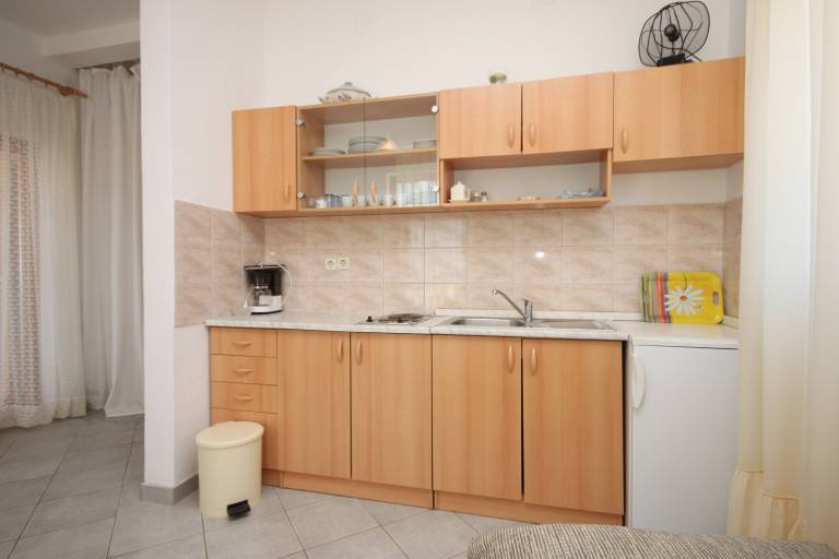 One bedroom apartment with terrace and sea view Kustići, Pag (A-6392-a) — photo 5