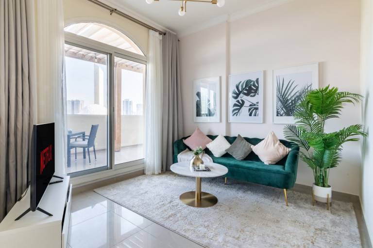 GuestReady Cielos Esmeralda en JVC