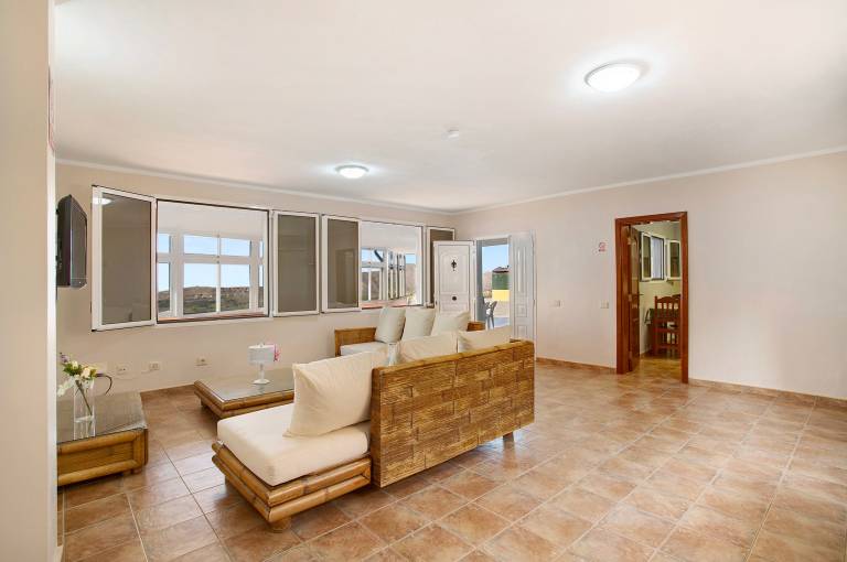 Vacation Home "Vidalenta El Salobre" with Mountain View, Private Pool & Wi-Fi — photo 3