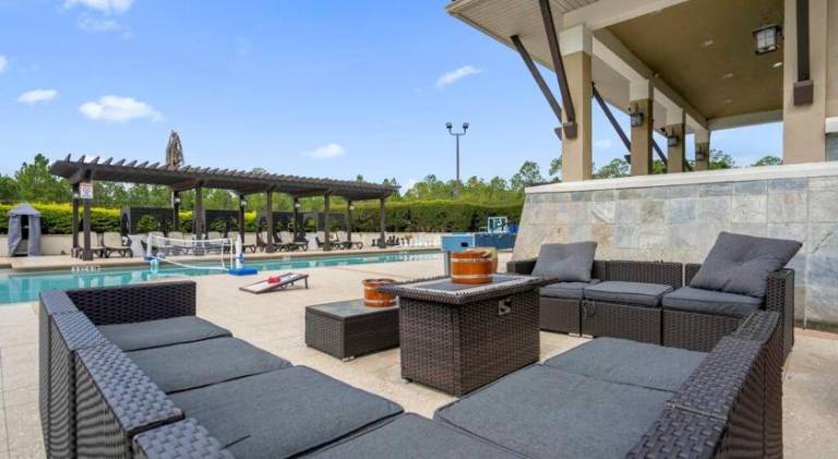 Family-oriented vacation home with hot tub, pool & garden | Dogs allowed — photo 5