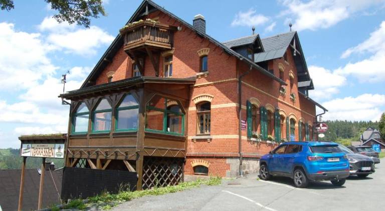 Berggasthaus & Pension Schone Aussicht in Klingenthal
