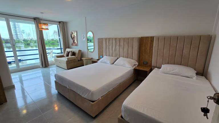 Holiday apartment with pool — photo 4