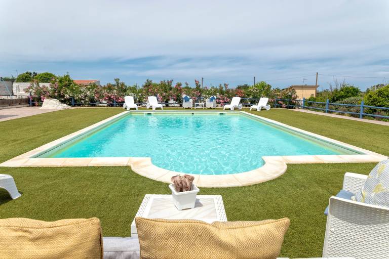 'Villa Sara' with Private Pool, Wi-Fi and Air Conditioning — photo 2