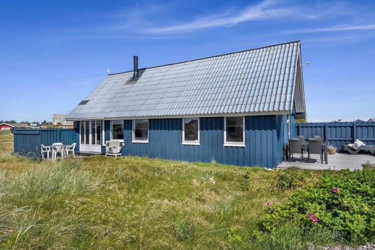 Vacation home with barbecue & terrace in Harboore