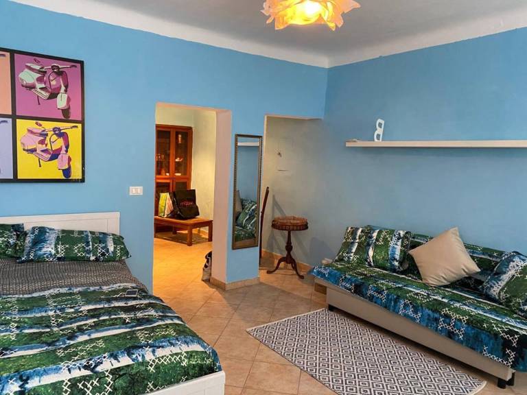Charming Genoa Lodge in Heart of Historic Center — photo 2