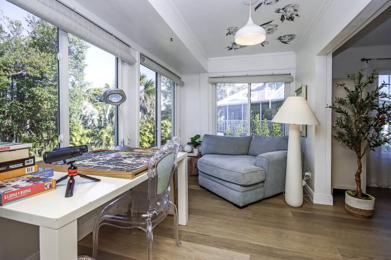 Lakefront Sanibel home - Minutes from the beach - Coastal Canopy — photo 3