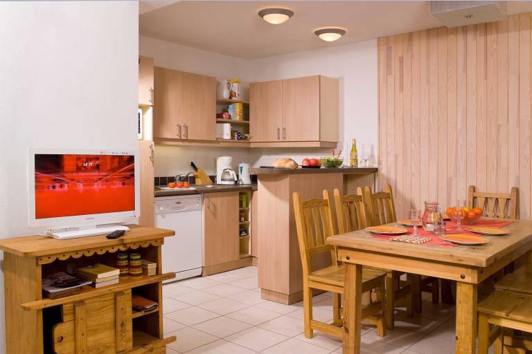 Children-friendly nice condo with pool & sauna | Next to the ski | Pets allowed — photo 2