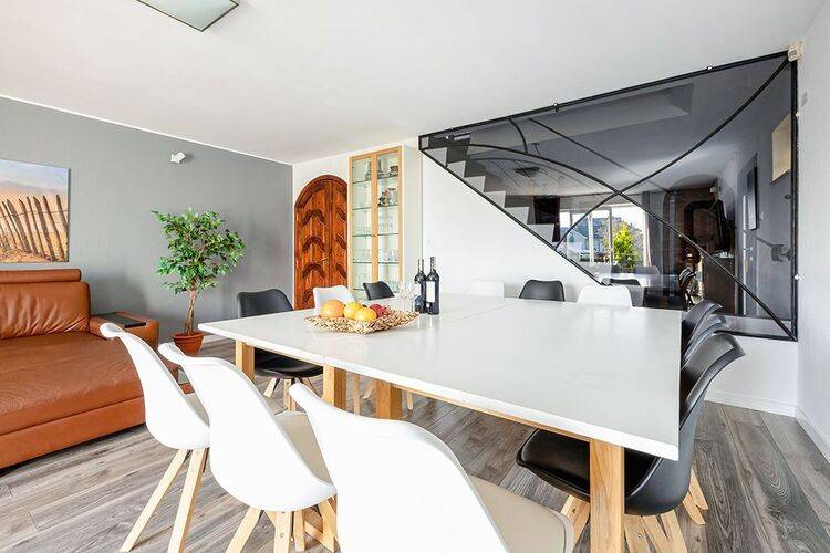 House with garden, patio & barbecue — photo 4