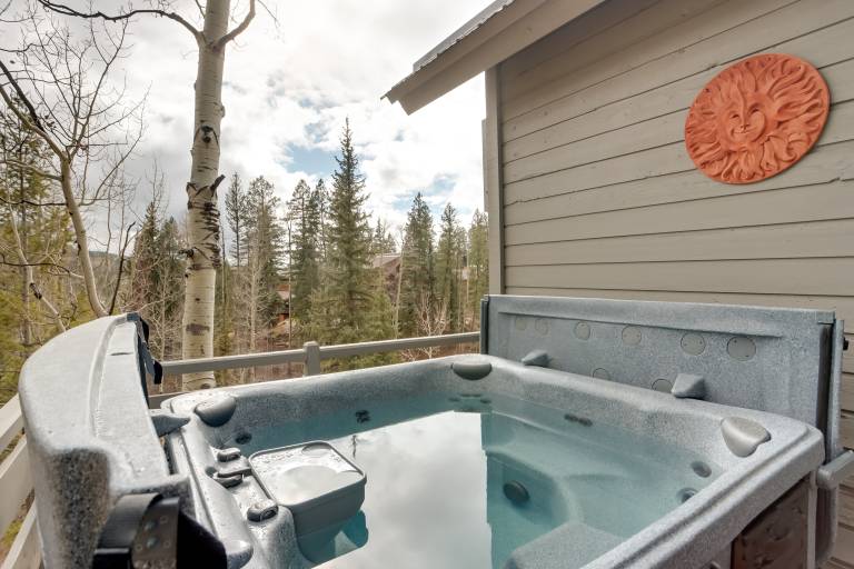 Game Room + Views: Cabin Near Purgatory Resort! — photo 2