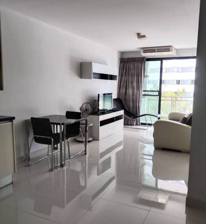 Rental apartment with pool — photo 2