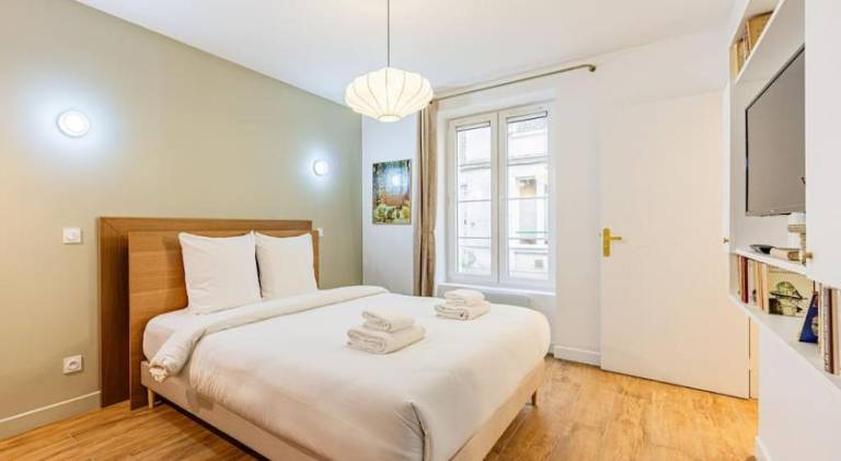 Apartment | Near Sacré-Cœur — photo 2